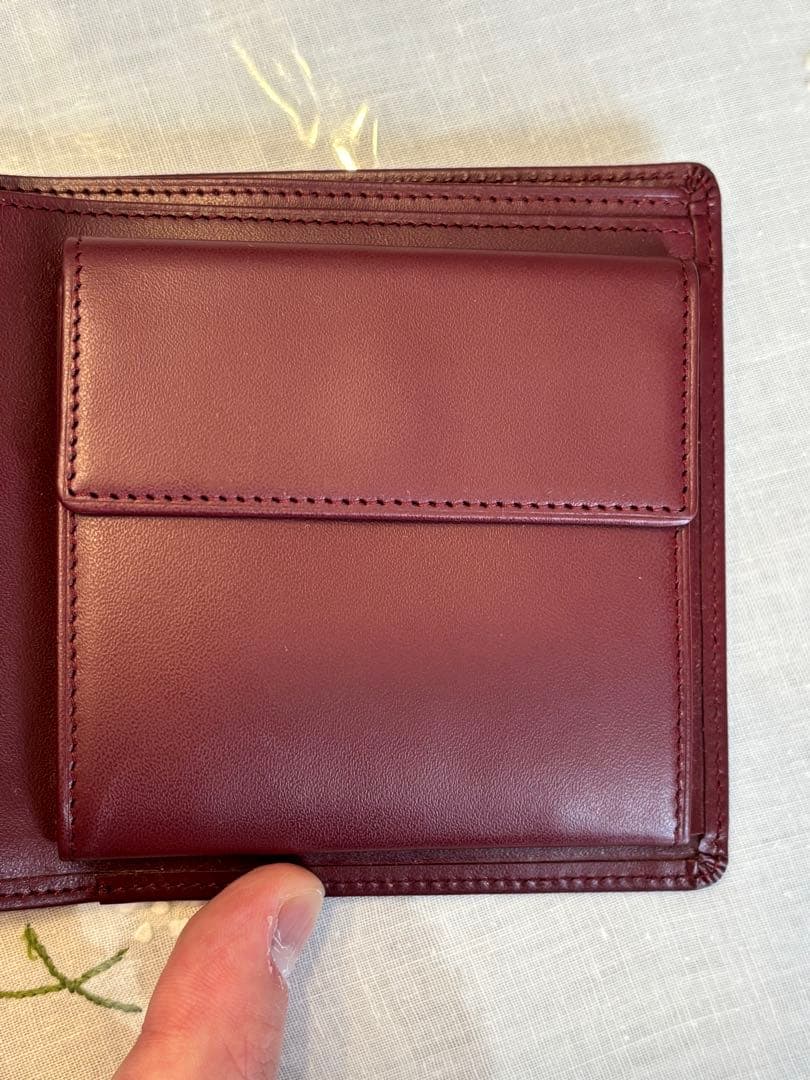 【超美品】Cartier バーガンディ 二つ折り財布