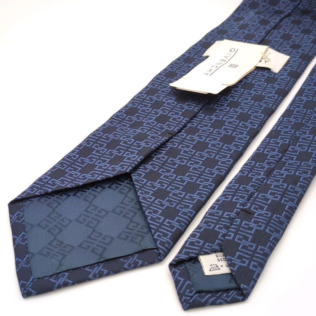 【新品未使用】ジバンシー ネクタイ ネイビー 4Gロゴ ジャガード【イタリア製】