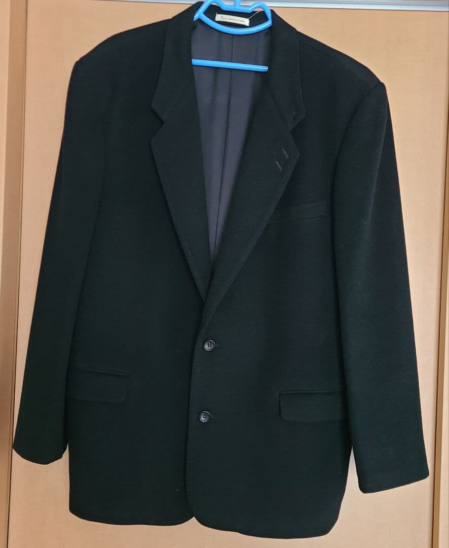 パパス　ブラック テーラードジャケット 2つボタン