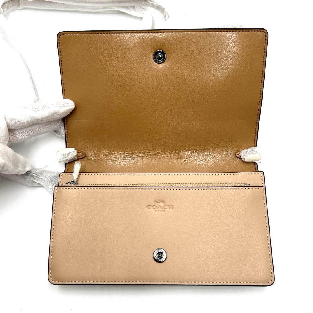 未使用☆ コーチ ショルダーバッグ 財布　ハート型 ピンク