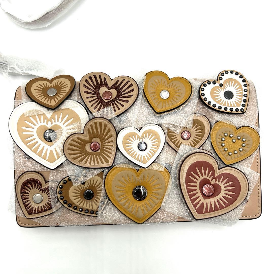 未使用☆ コーチ ショルダーバッグ 財布　ハート型 ピンク