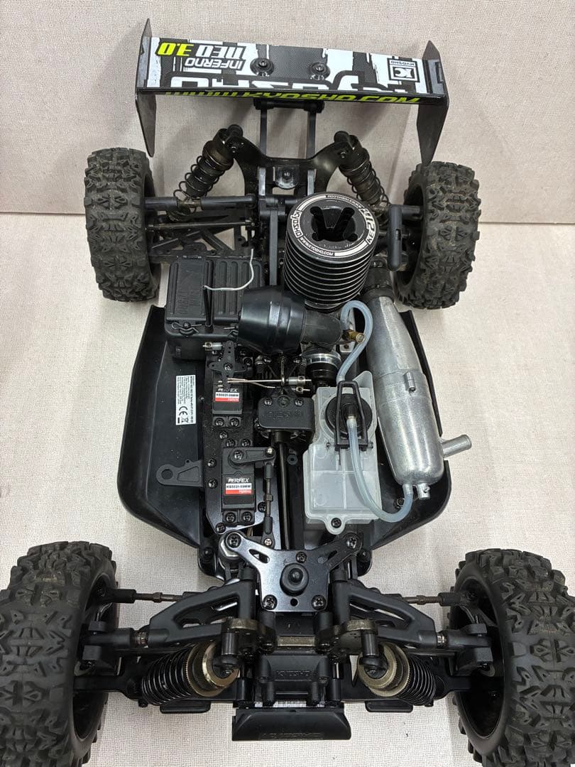 KYOSHO INFERNO NEO 3.0 ラジコンカー