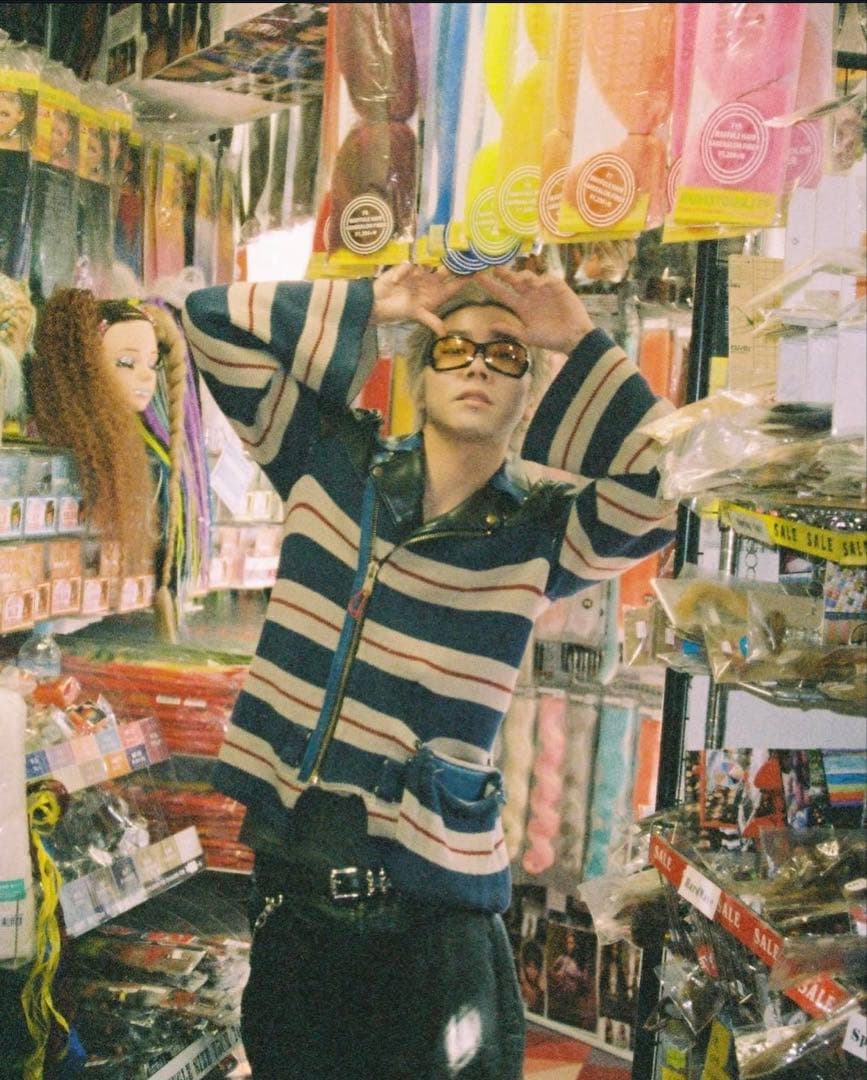 oakleyストレートサングラス