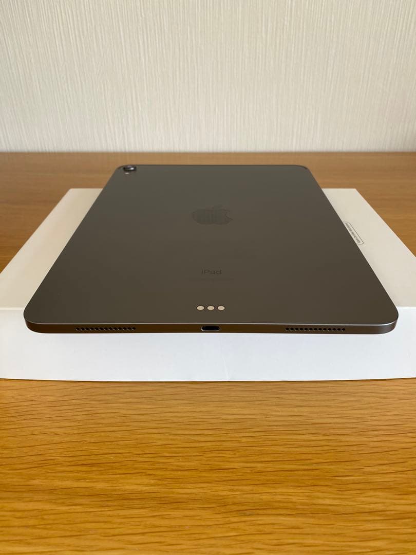 【未使用に近い】iPad Pro 11インチ バッテリー98％　iPad 本体