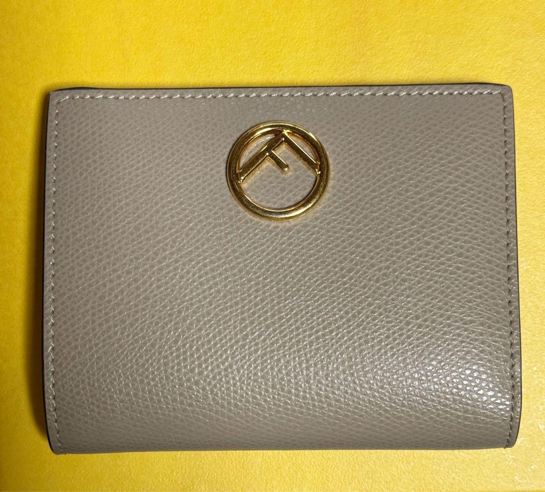 FENDI 二つ折り財布エフイズフェンディ