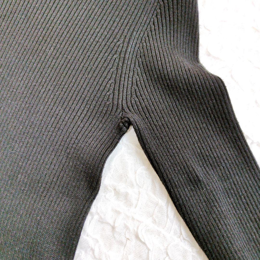 BLUE LABEL CRESTBRIDGE　ミモレ丈ニットワンピース　プリーツ