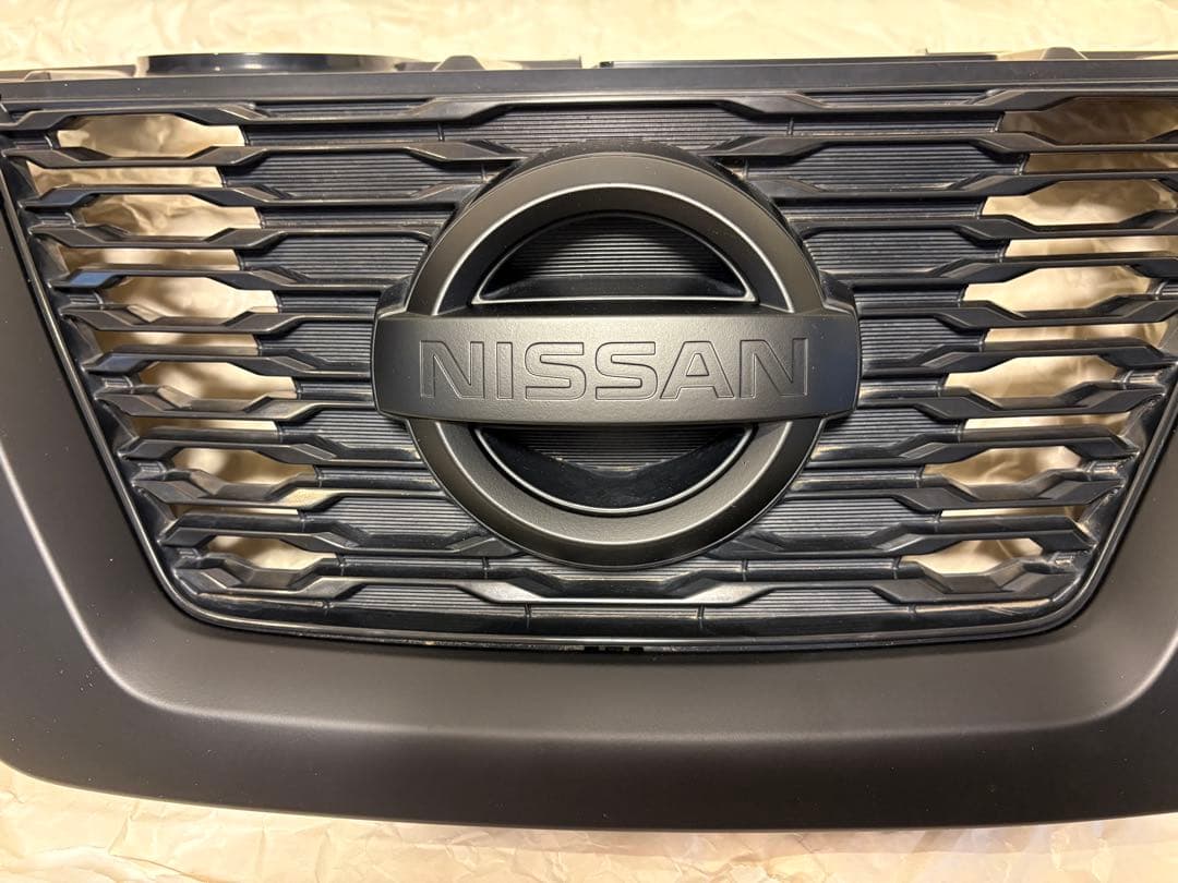 nicoo 日産　T32 後期　フロントグリル　ブラック塗装