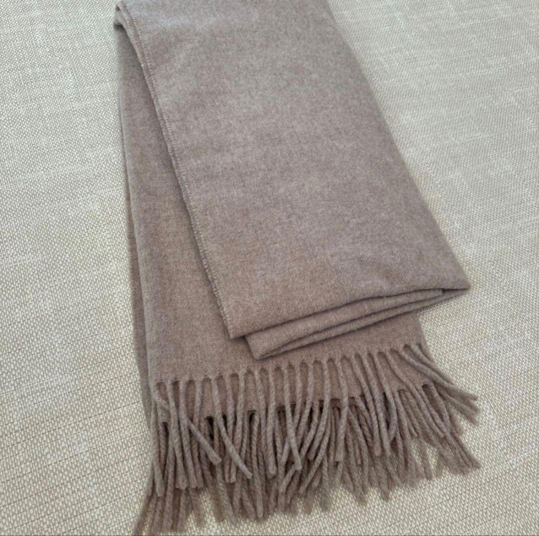 美品　アクネ ストゥディオズ　マフラー　ベージュ