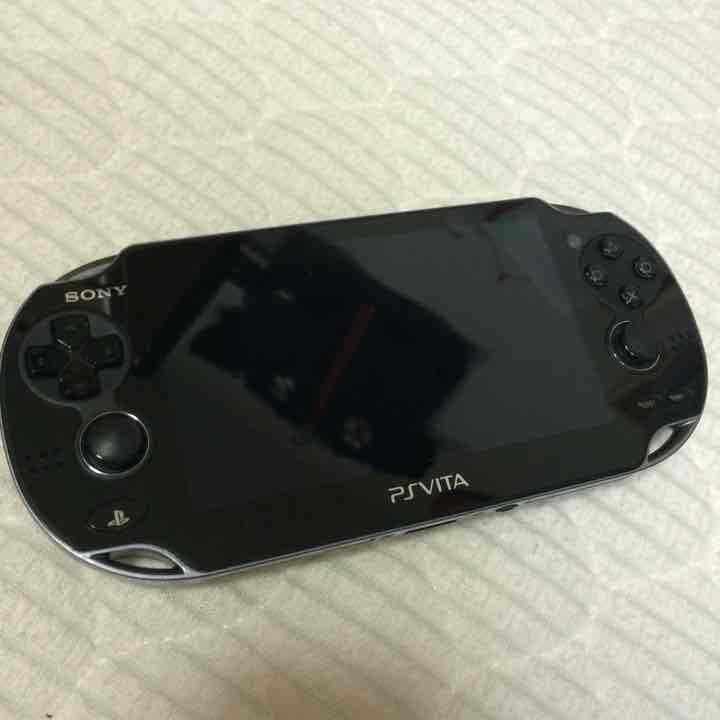 超美品‼︎ソフト8枚付きプレイステーション@ヴィータ