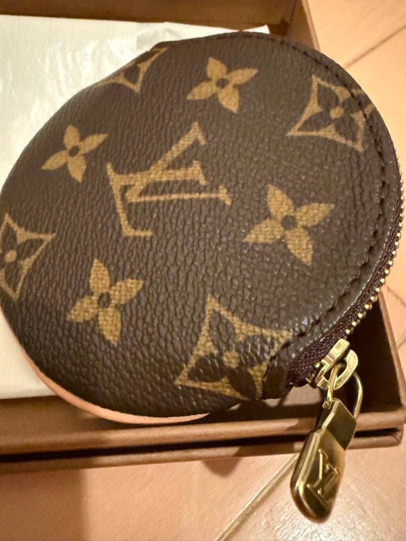 新品未使用品　Louis Vuitton ルイヴィトン　ケース ラウンド