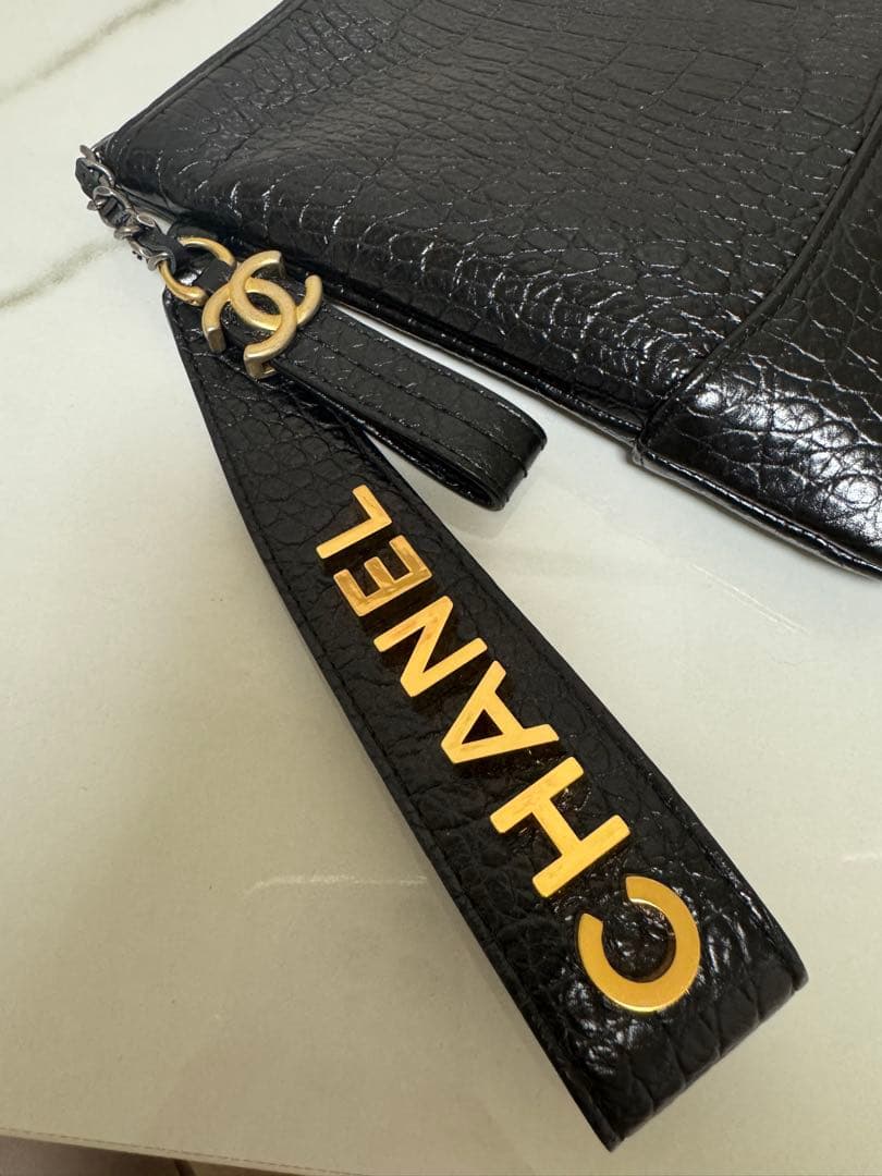 極美品 シャネル CHANEL ストラップ付クラッチバッグ クロコ型押し
