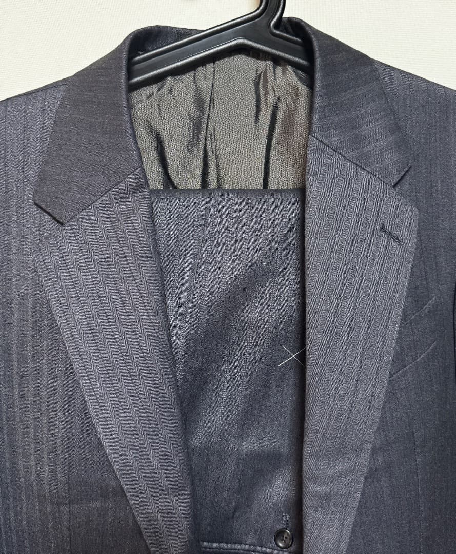 HILTON プレミアムスタイリッシュスーツ A25V4443 A5 新品