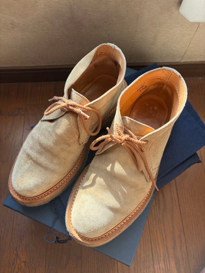 Tricker's SAND SUEDE デザートブーツ / ボーイズマーケット