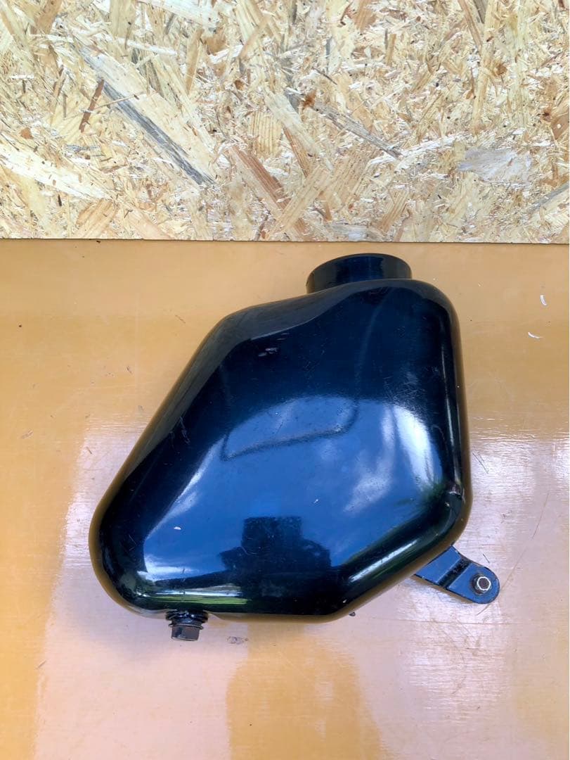 1970 ハーレー　Xlh xlch 900 1000 オイルタンク