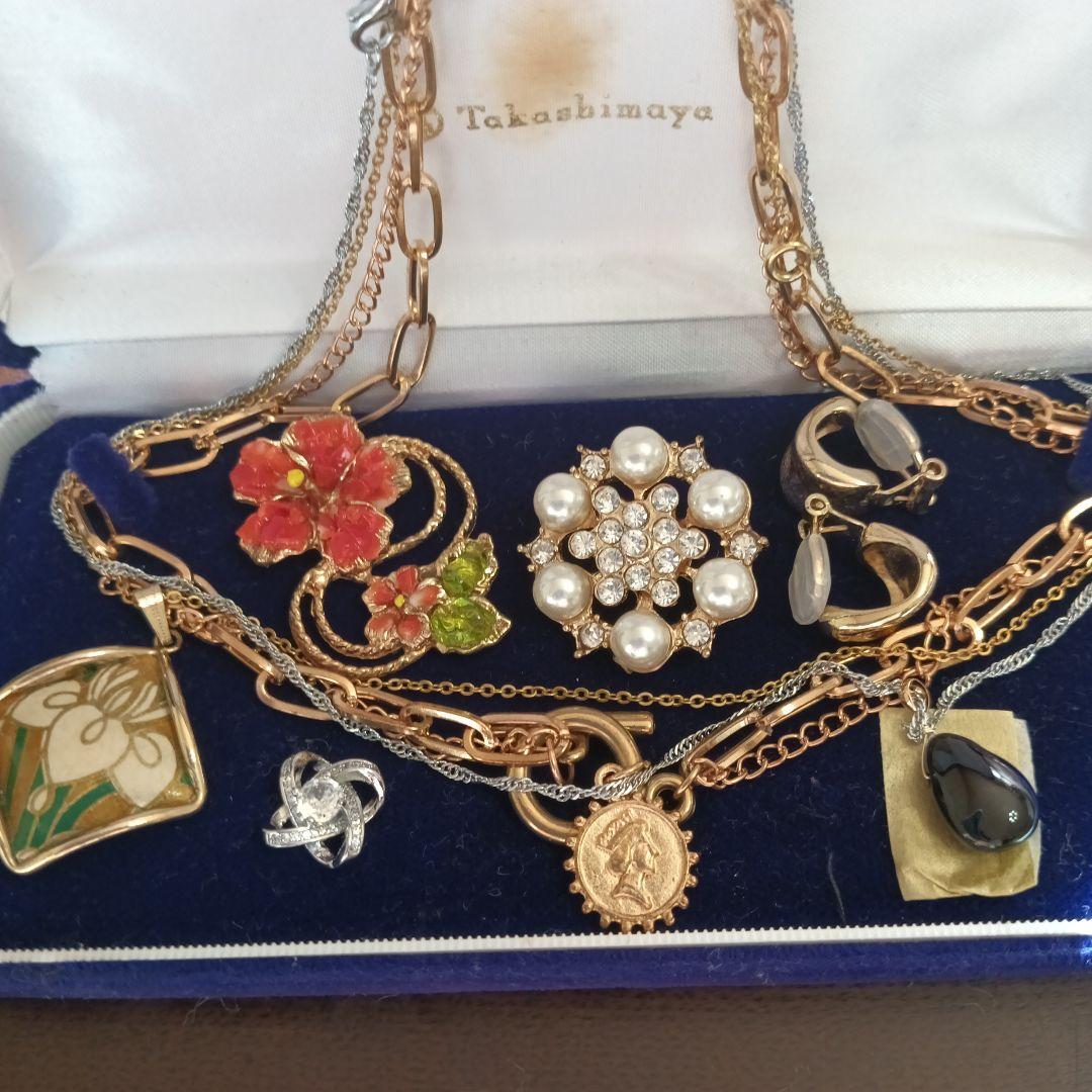 遺品生前整理整理アクセサリー纏めK18モリオントップSilverネックレス14K