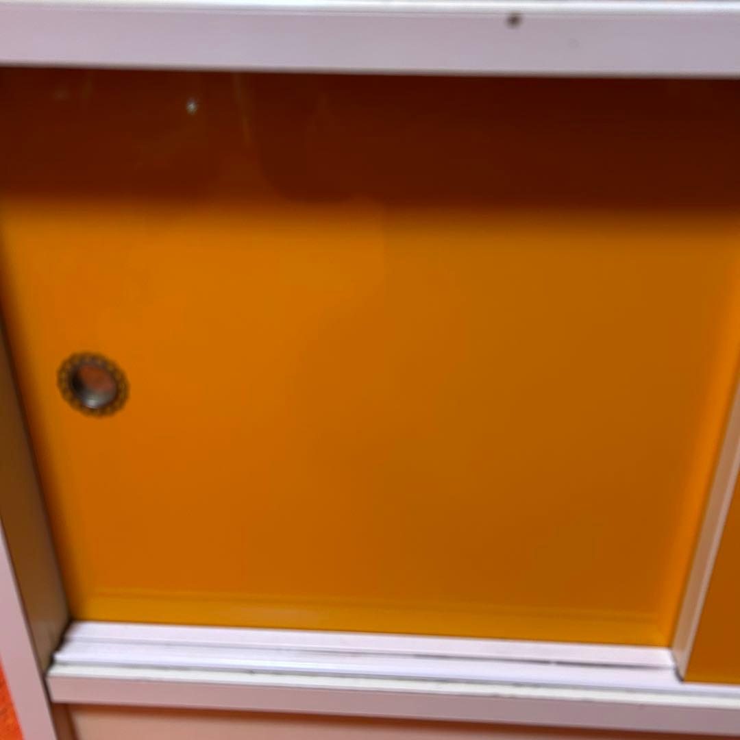 【新生活に】 昭和レトロ 食器棚 オレンジ