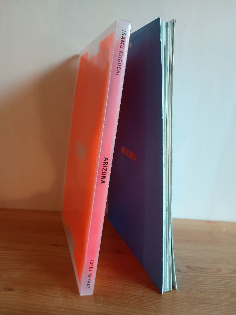 【サイン付き】イッセイ ミヤケ イサムノグチ ARIZONA