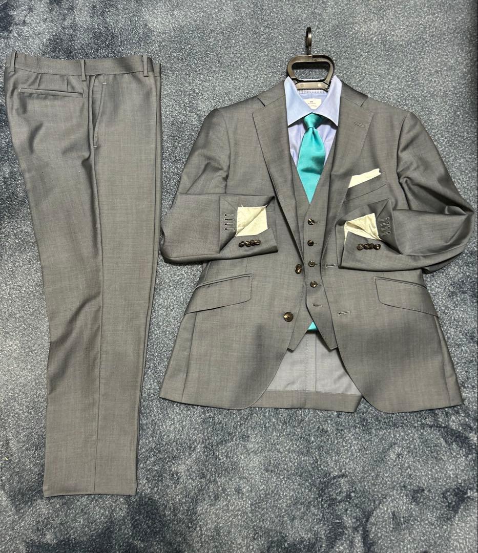 さくら　専属✨高級イタリア生地GUABELLO極美品 ✨定価15万 ベスト付き