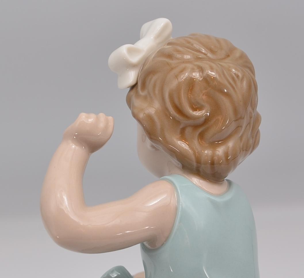 幼いバレリーナ　＃5107　★リヤドロ　スペイン　ポーセリン　光沢仕上げ　絶版