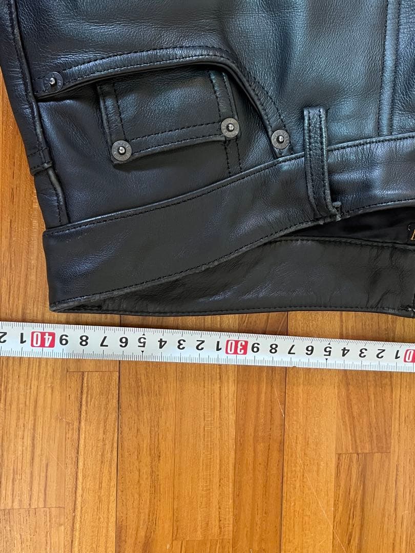 クシタニ　牛革レザーパンツ　サイズＬ/2W