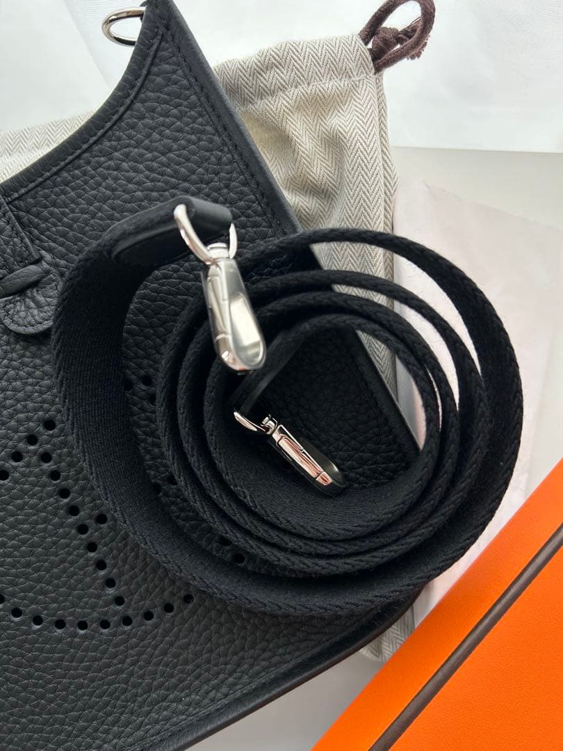 エルメス　HERMES ミニエヴリンノワール×シルバー金具 新品未使用　W刻印