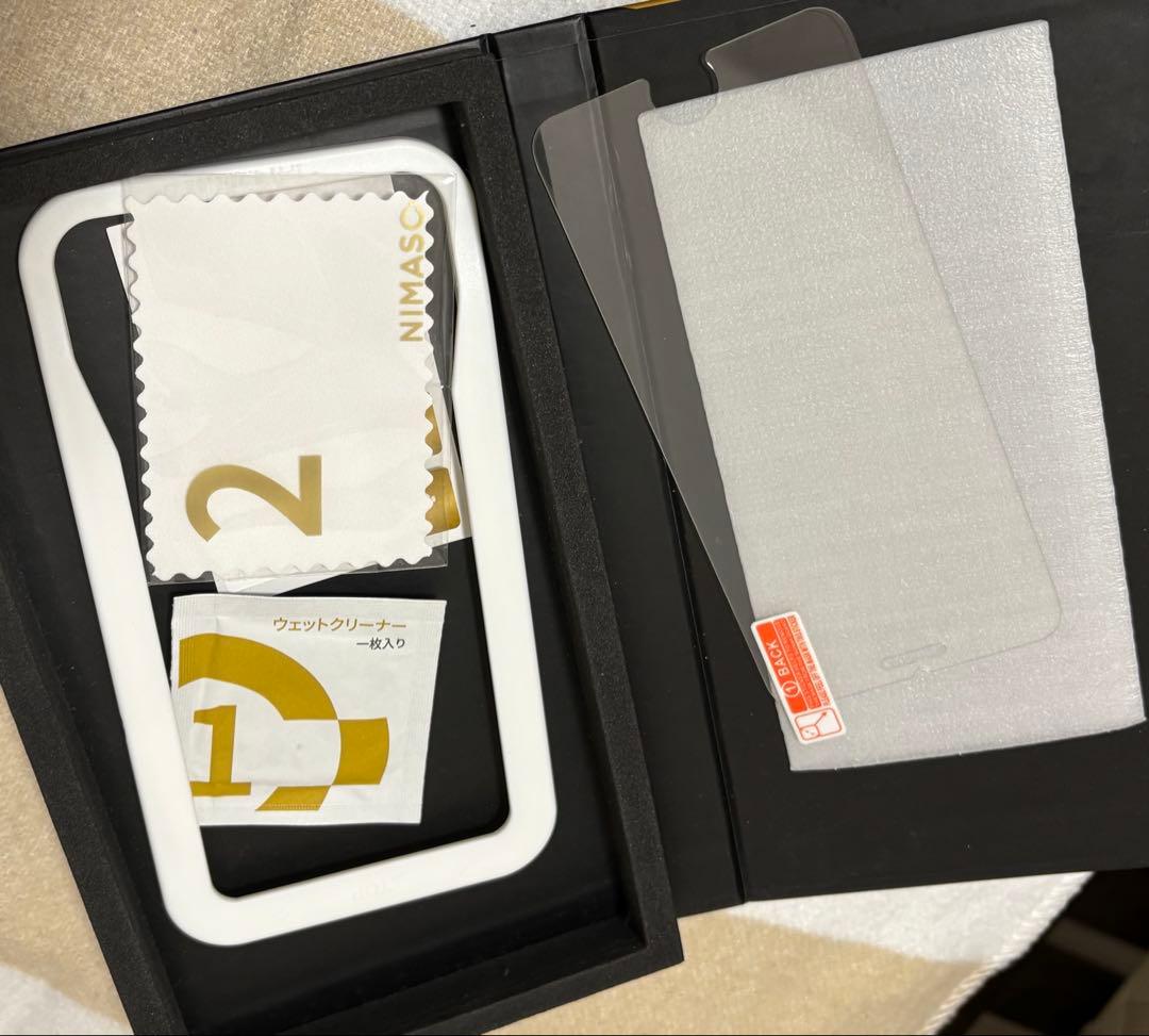 Apple iPhone SE第三世代スターライト 64GB 本体　SIMフリー