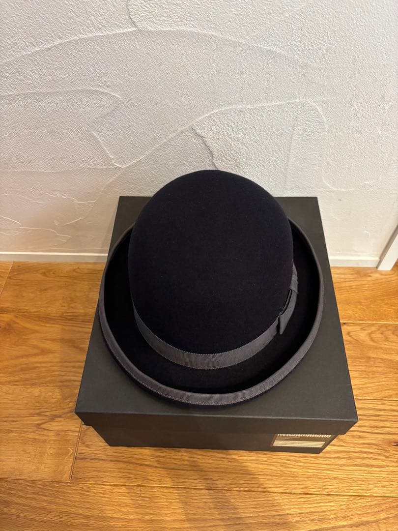 neighborhood ラビットファーハット