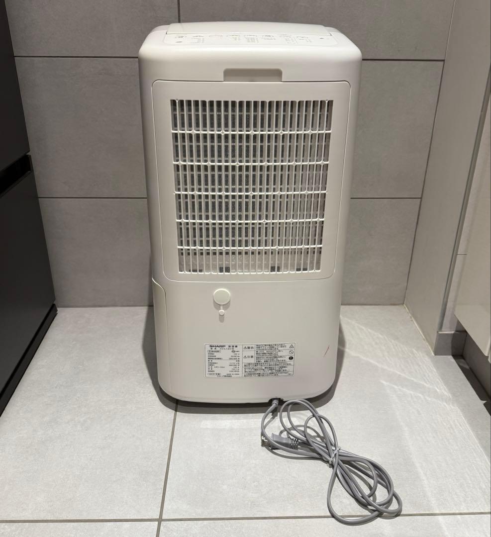 SHARP シャープ　除湿機　CV-L120-W 2021年製