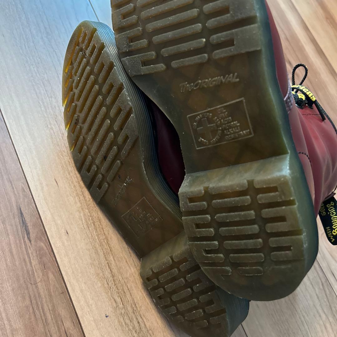 ドクターマーチン 1460 8ホールブーツ　UK8 チェリーレッド　新品ロゴ靴紐