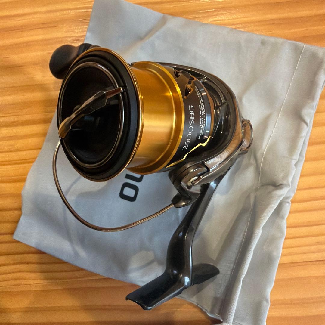 SHIMANO TWIN POWER 2500SHG スピニングリール