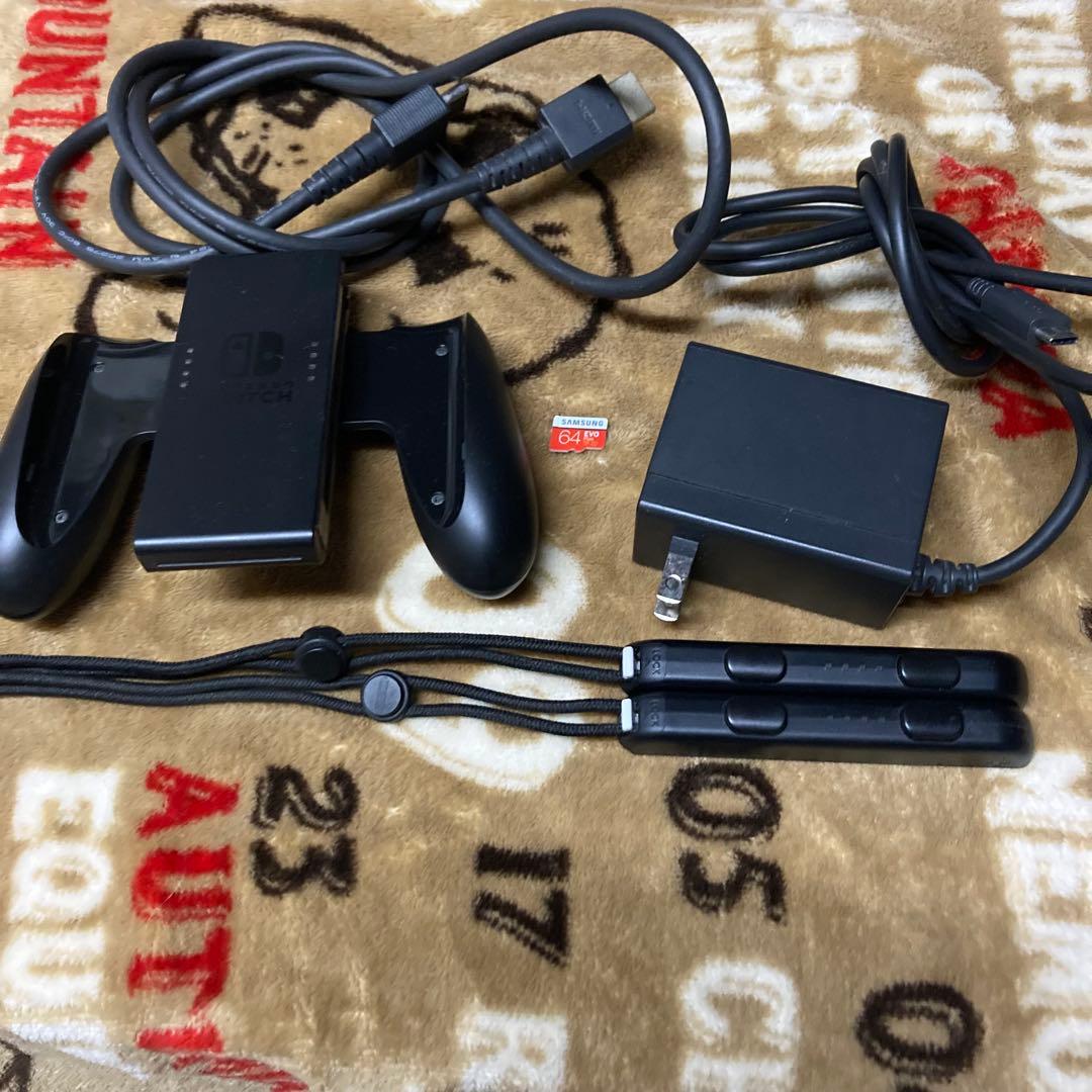 Nintendo Switch 本体 赤/青 Joy-Con付き　sdカード付き