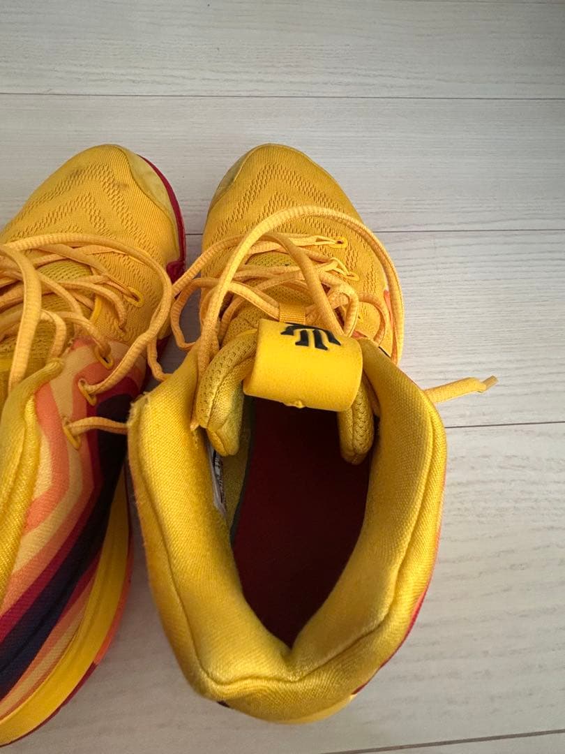 ナイキ　カイリー　カイリー4 アンクリュドリュー　28.5cm