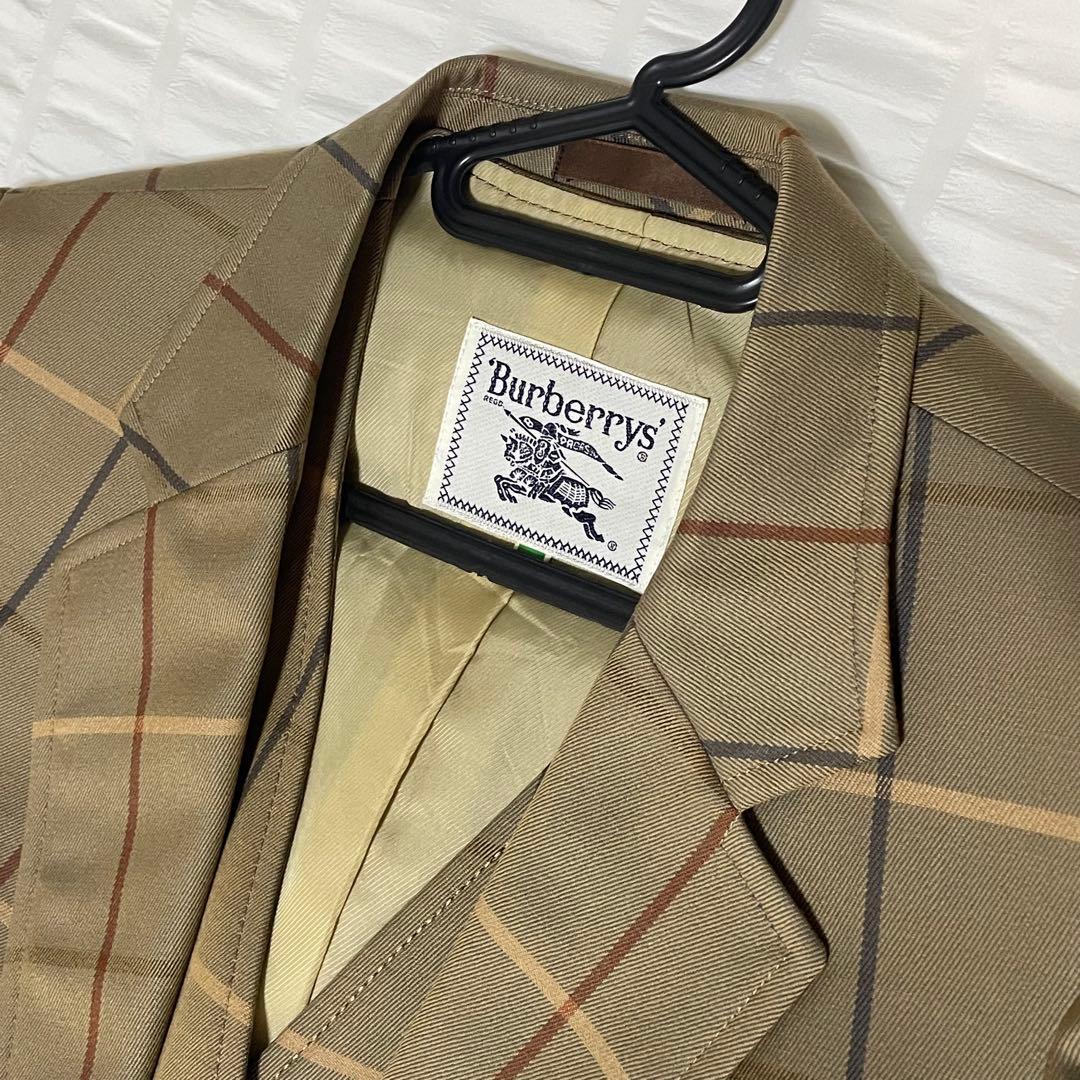 ⭐️美品！Burberry チェック　レディース　スカートスーツ　ベスト付き
