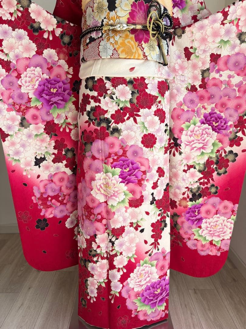 可愛い♡振袖フルセット（７点）　正絹　成人式　白・赤系