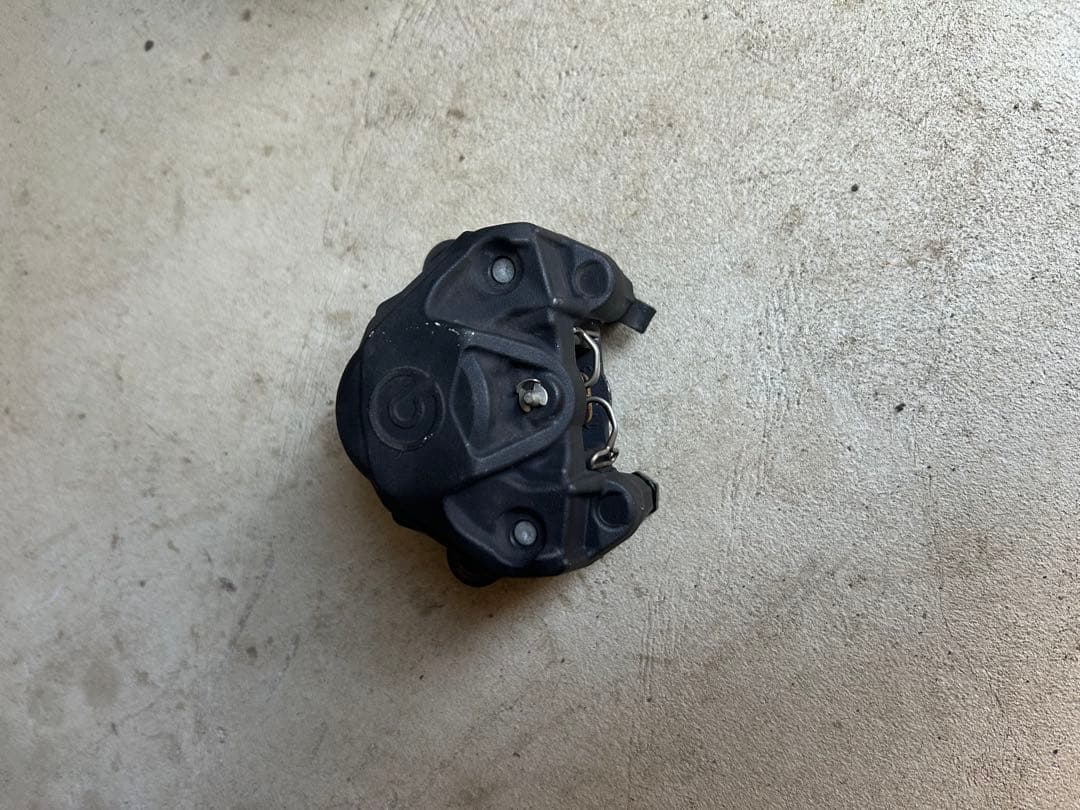 ハルBrembo ブレーキキャリパー ブラック