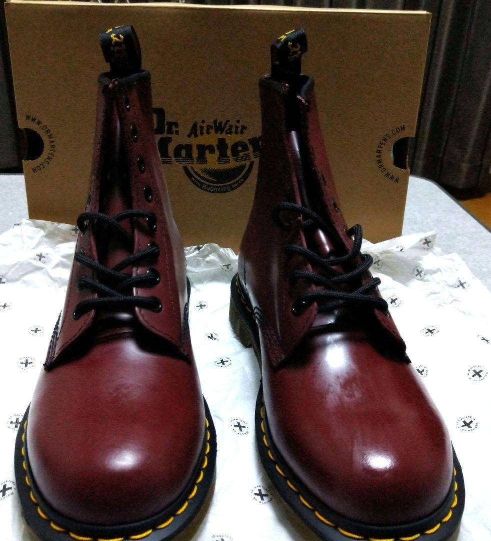 Dr. Martens 1460 8ホール UK7　チェリーレッド