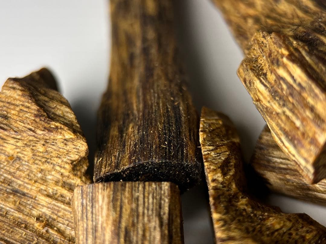 お香 天然沈香 六国五味聞香用 伽羅 香木 3ーSー10.400