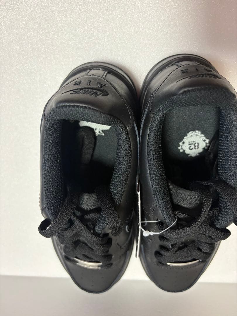 NIKE AIR FORCE 1 エアフォース1 ブラック　GS 23cm