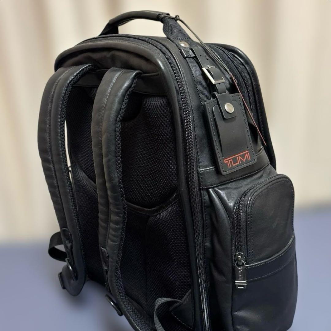✨希少美品✨　TUMI レザー製　リュック