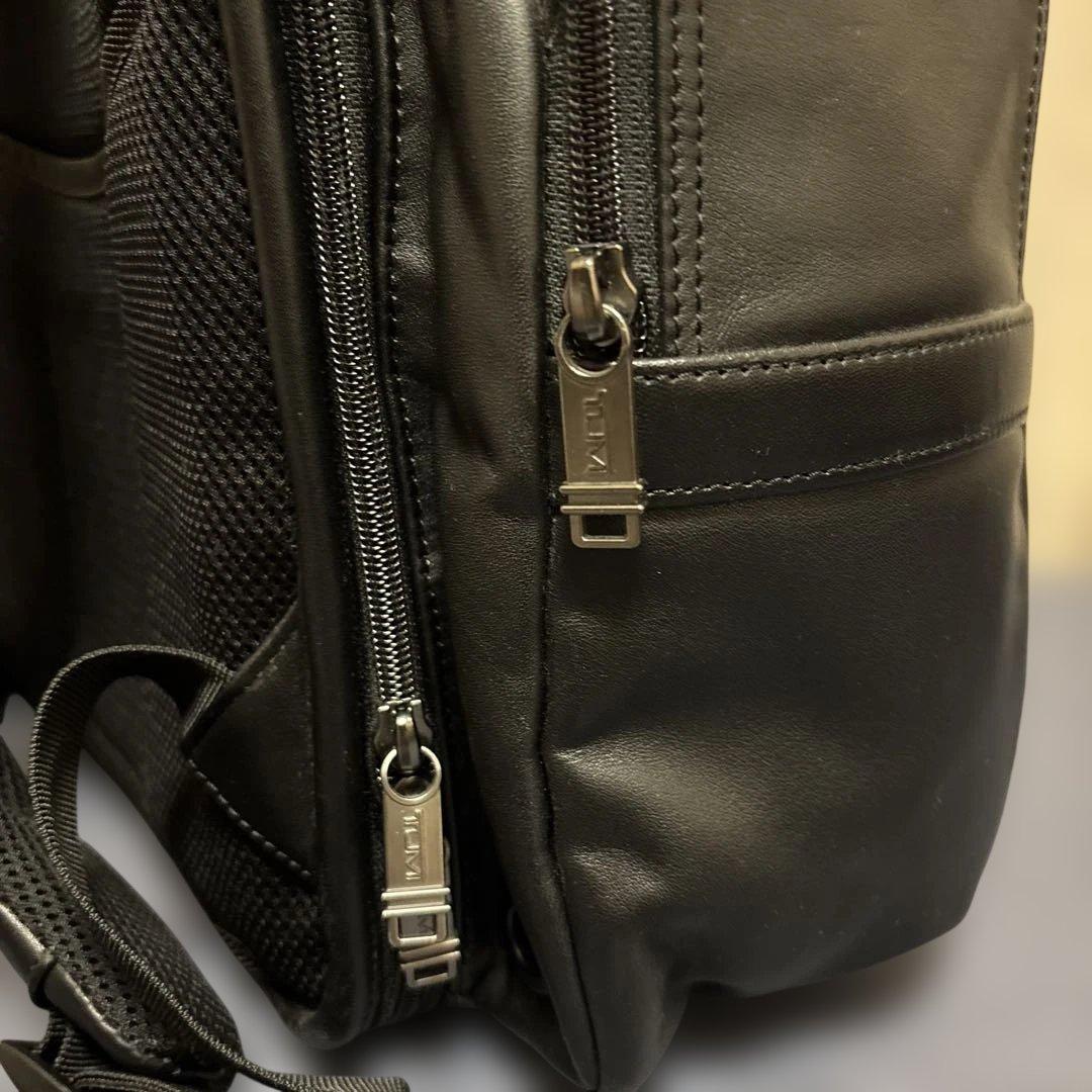 ✨希少美品✨　TUMI レザー製　リュック