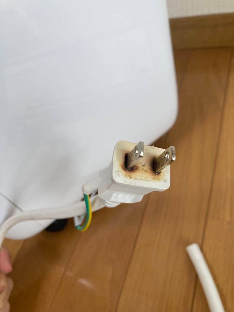 ドン・キホーテ どこでも置くだけエアコン SC-DQ2442 2024年製