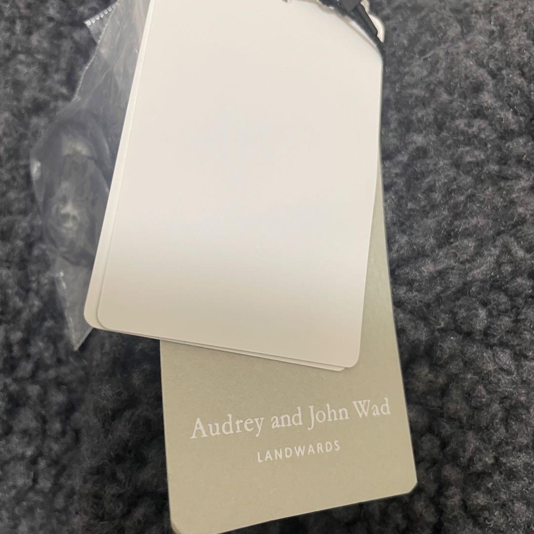 オードリーアンドジョンワッド ビッグカラーボアロングベスト97