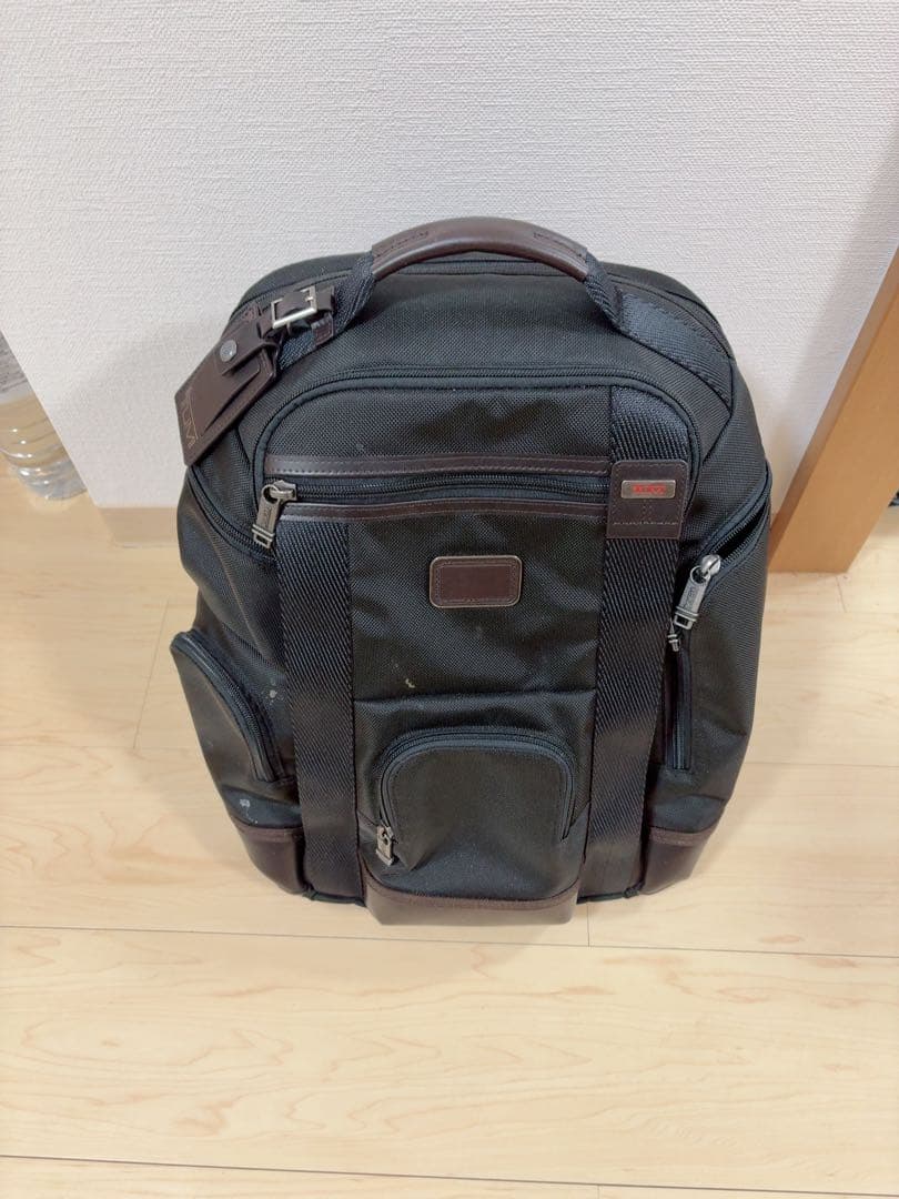 TUMI ブラック　リュック　バックパック