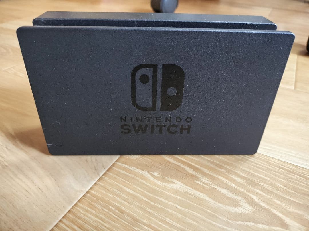 伊*東様 【動作確認済】Nintendo Switch 本体 ACアダプター付き