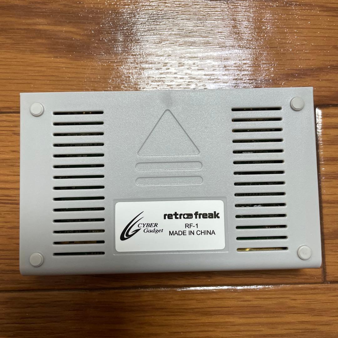 【美品】レトロフリーク ベーシック 動作確認済み
