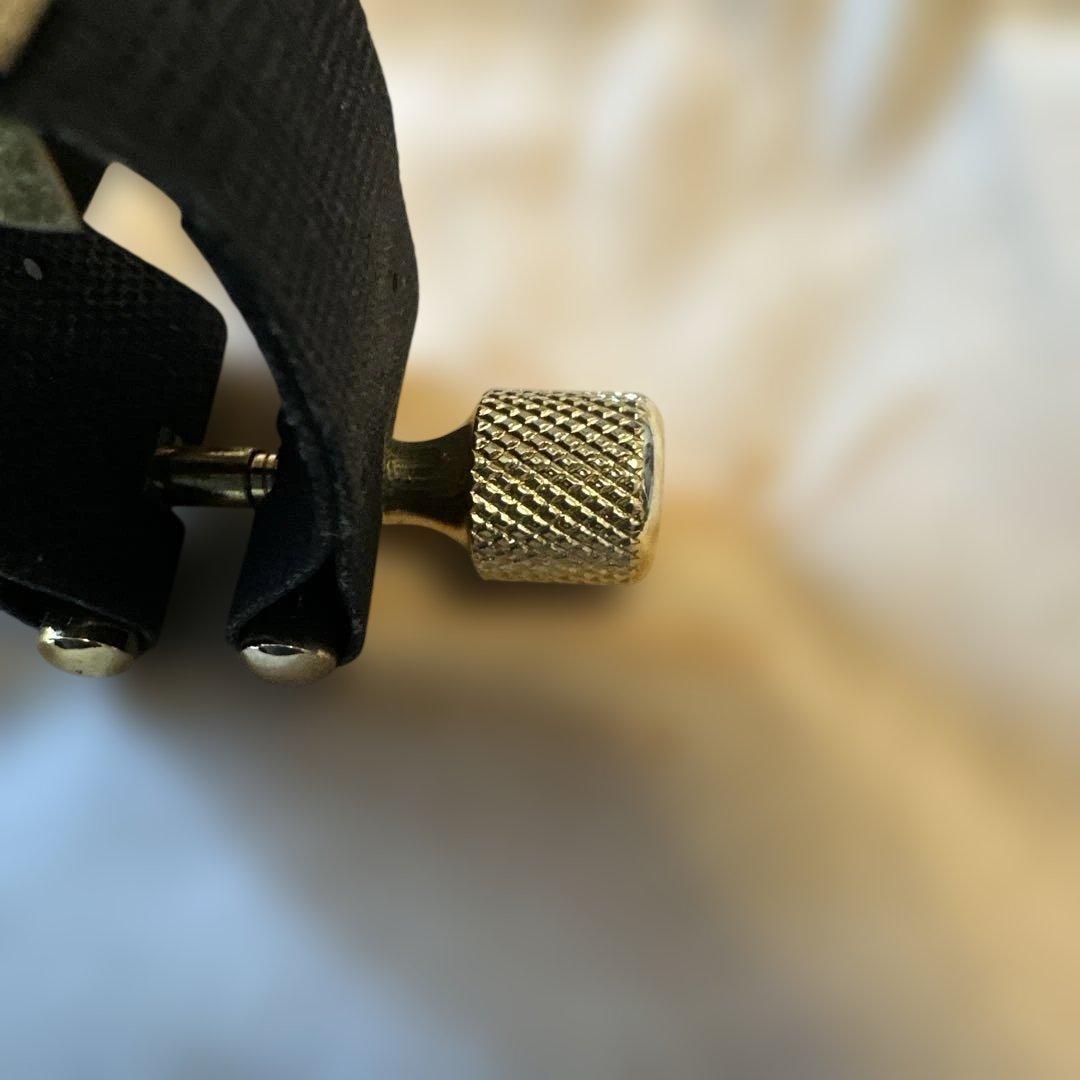 エディダニエルズ　B♭クラリネット用リガチャー　ゴールド