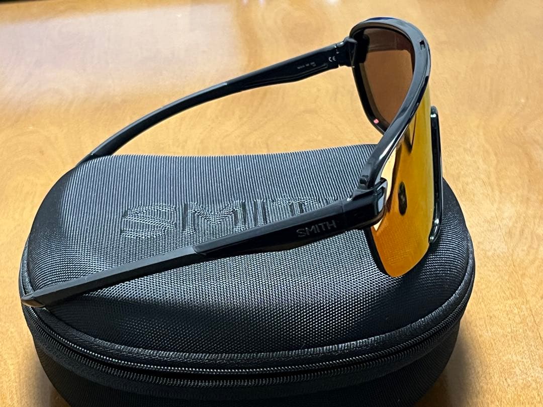 SMITH スポーツサングラス レッドレンズ