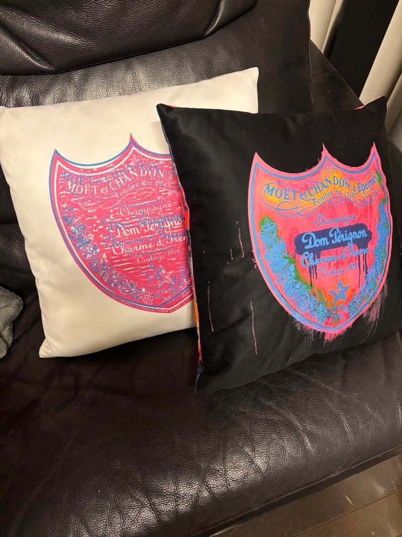 シェーンボーデン　ドンペリニヨン　ホワイト　ブラック　クッション　2個セット