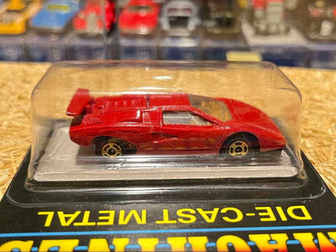 トミカ 日本製 青箱 F50 ランボルギーニカウンタック LP500S 一般輸出