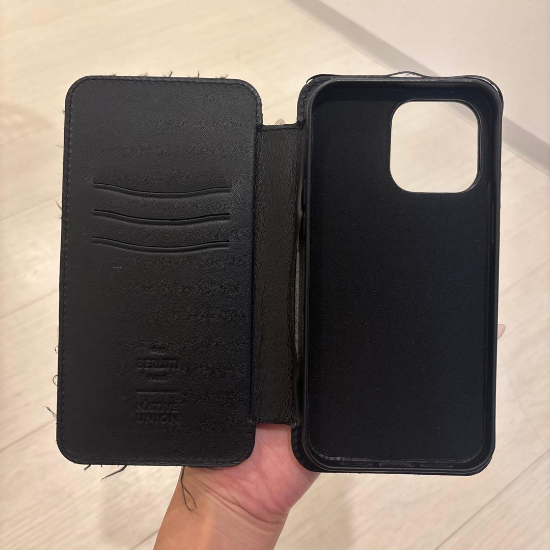 手帳型iPhoneケース グレー 15promax